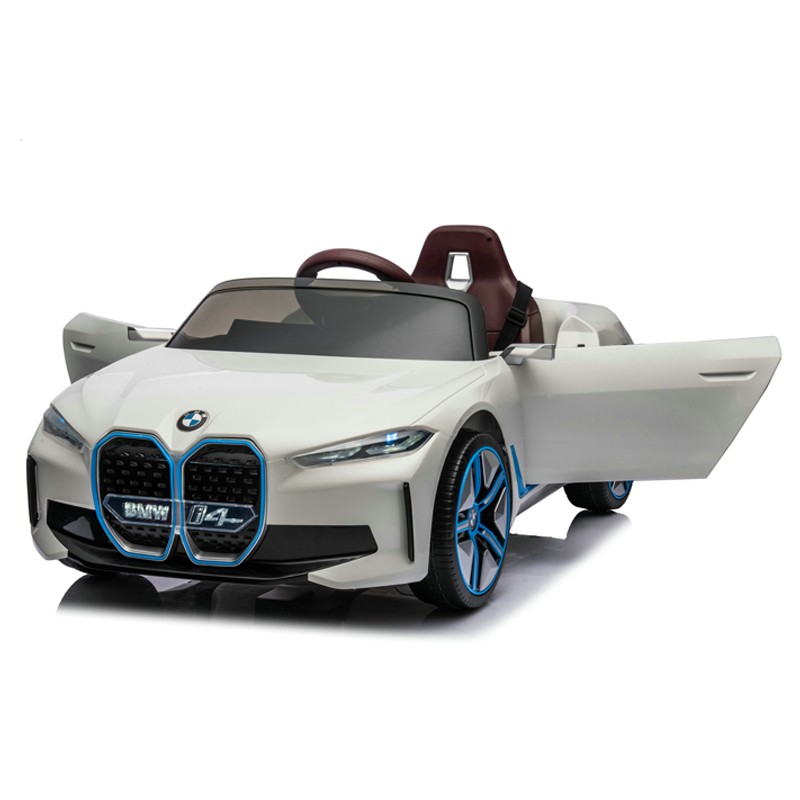 Dečiji automobil BMW i4 na akumulator 12 V sa dva motora